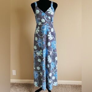 J McLaughlin Blue Floral Size Small Maxi Silhouette Dress Plunge Long Vacation